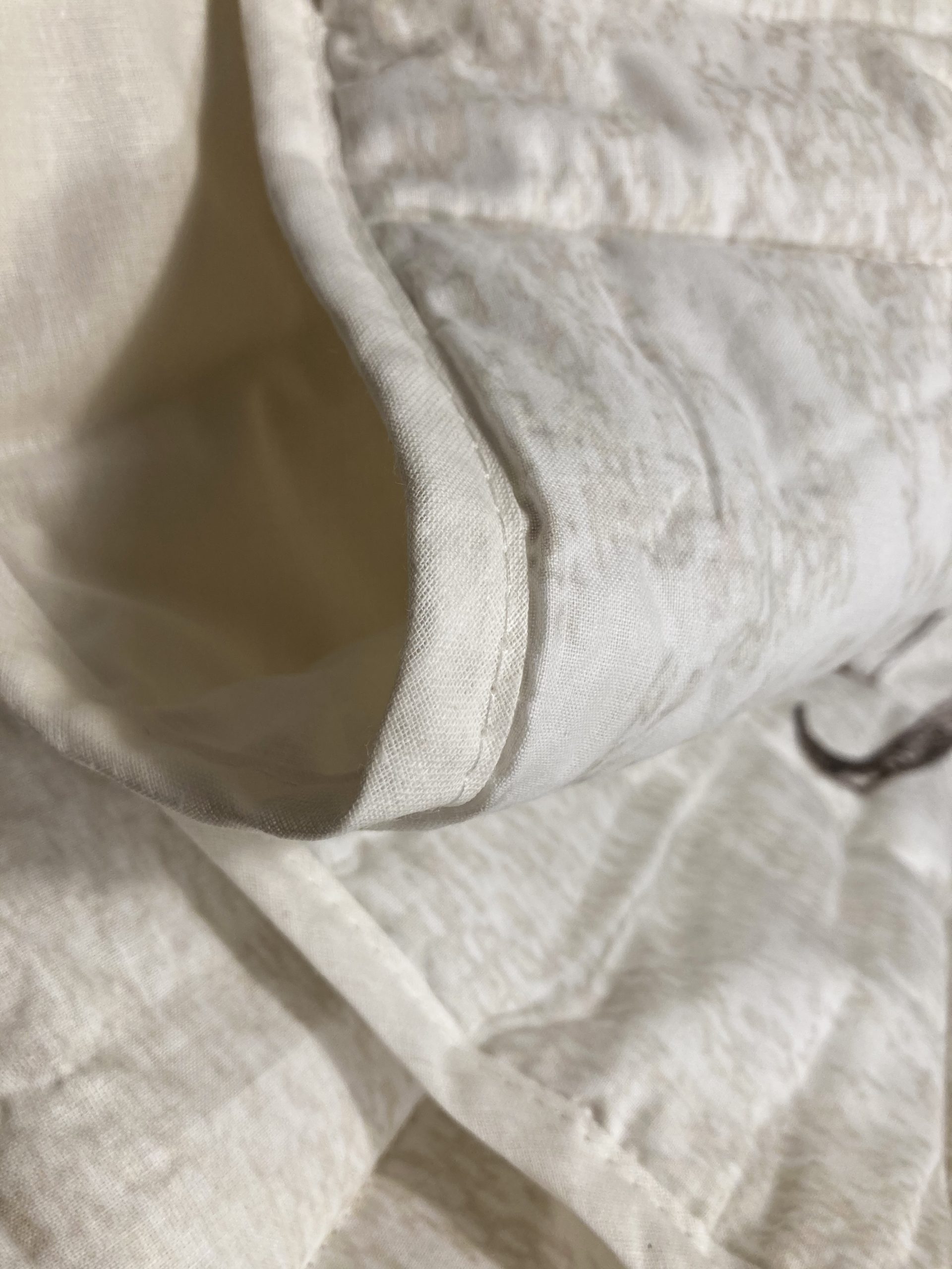 Angolo di Paola trapuntino disegno cervi e vari ungulati